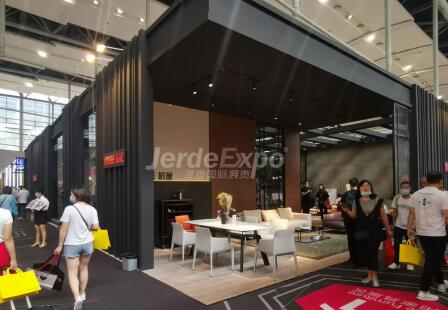 廣州展臺(tái)搭建天景造型的設(shè)計(jì)方法有幾種?