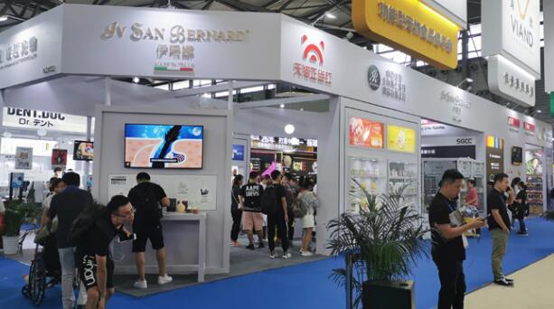 上海展臺(tái)設(shè)計(jì)中技巧有那些?.jpg 上海展臺(tái)設(shè)計(jì)中技巧有那些?.jpg