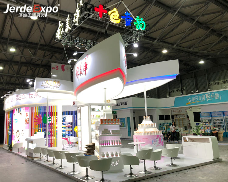 對于中小型展商什么樣的材質(zhì)比較適合展位建設(shè)?